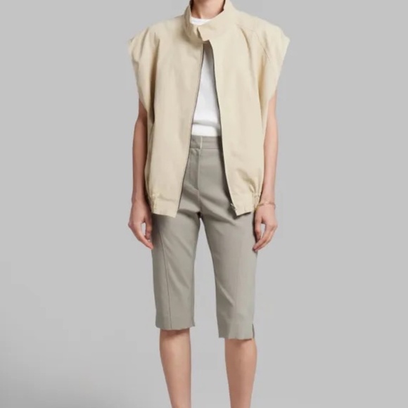 NWT The Frankie Shop Lance Sleeveless Bomber Jacket Beige XS/S - Picture 1 of 4